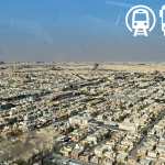 Panorama von Riad mit Icons von Metro, Bus und Taxi